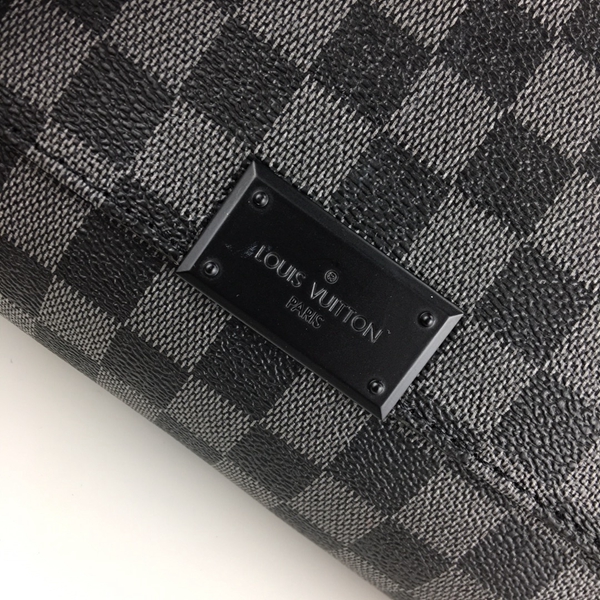 ルイヴィトンバッグ角部分ディテール